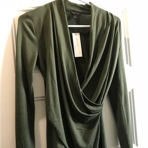 Ann Taylor Drapey Tee XS Olive
